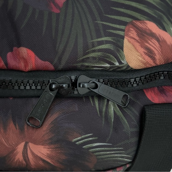 Herschel Supply Company Tropical Black Floral Duffel Bag Large - Picture 6 of 16